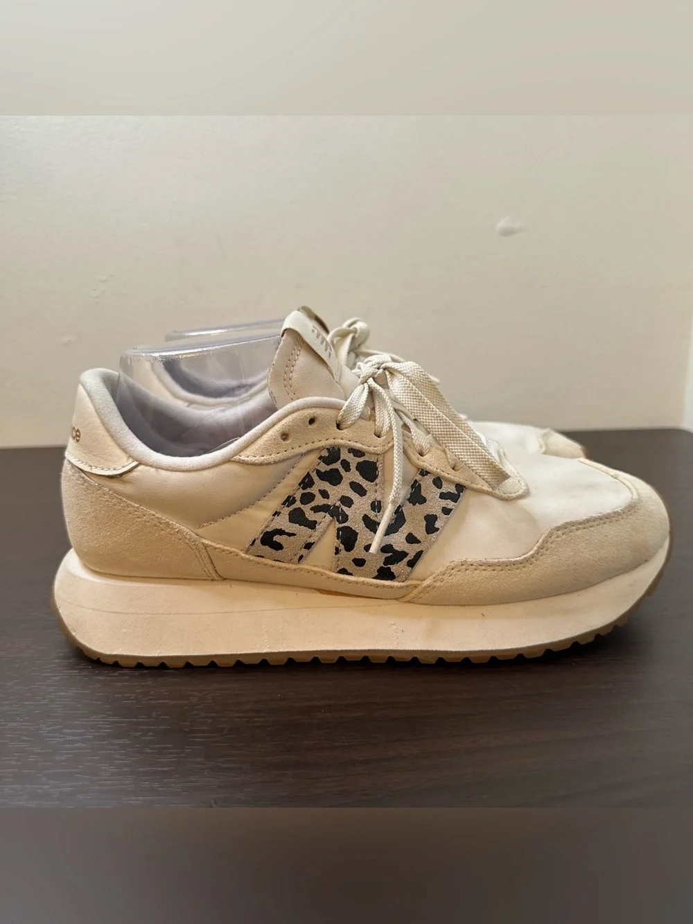 New Balance 237 Women’s Low Top Lace-Up Sneakers Leopard Accent, Size 9, Causal